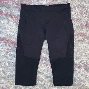 Lululemon cropped luxtreme leggings
